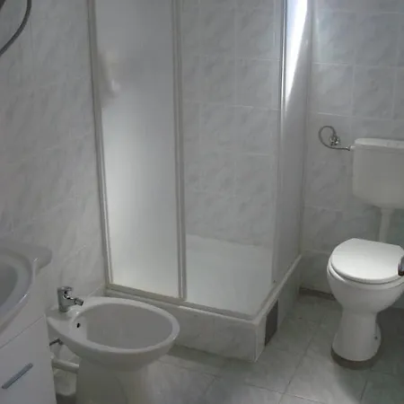 Kendel 2 Apartment *