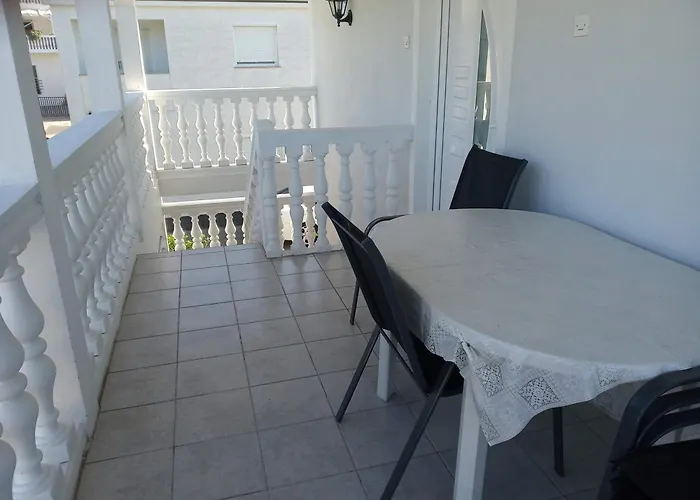 Apartment Kendel 2 *